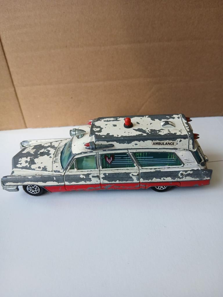 Superior Rescuer on Cadillac chassis.  Dinky toys, Hobby en Vrije tijd, Modelauto's | 1:43, Ophalen of Verzenden, Auto, Dinky Toys
