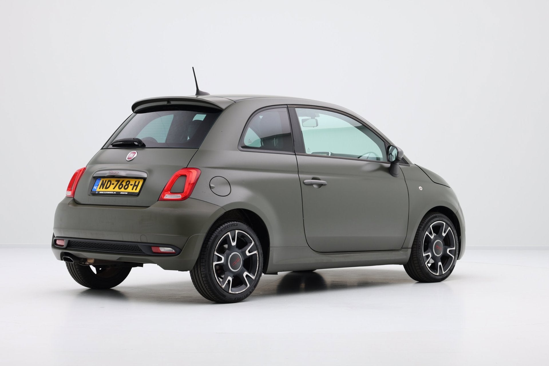 Fiat 500 0.9 TwinAir 105pk Turbo Sport 500S -Mat Groen-, Auto's, Voorwielaandrijving, Gebruikt, Leder en Stof, Origineel Nederlands