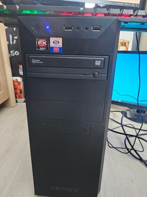 Gaming PC met NVIDIA GeForce GTX 660 Ti en 2x monitor, Computers en Software, Ophalen, Gebruikt, 8 GB, Gaming