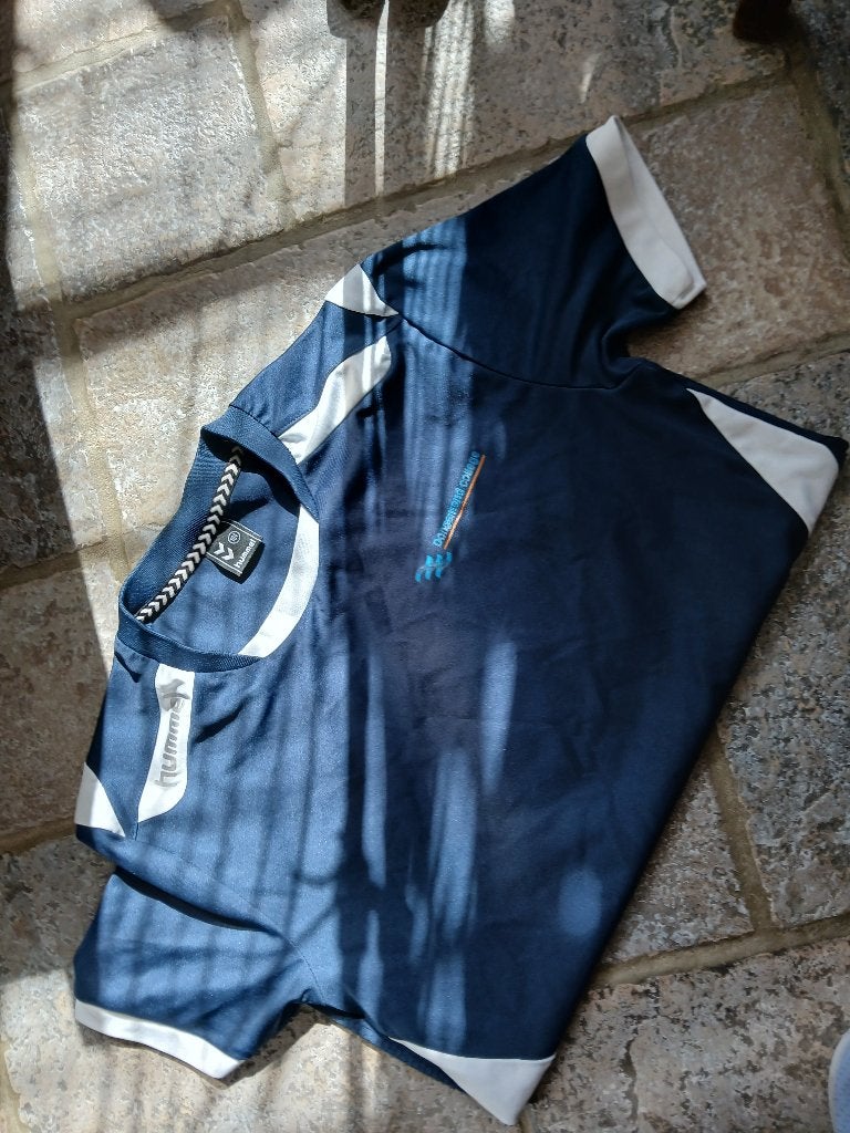 Dongemond college shirt 164, Ophalen of Verzenden, Zo goed als nieuw, Jongen of Meisje, Shirt of Longsleeve