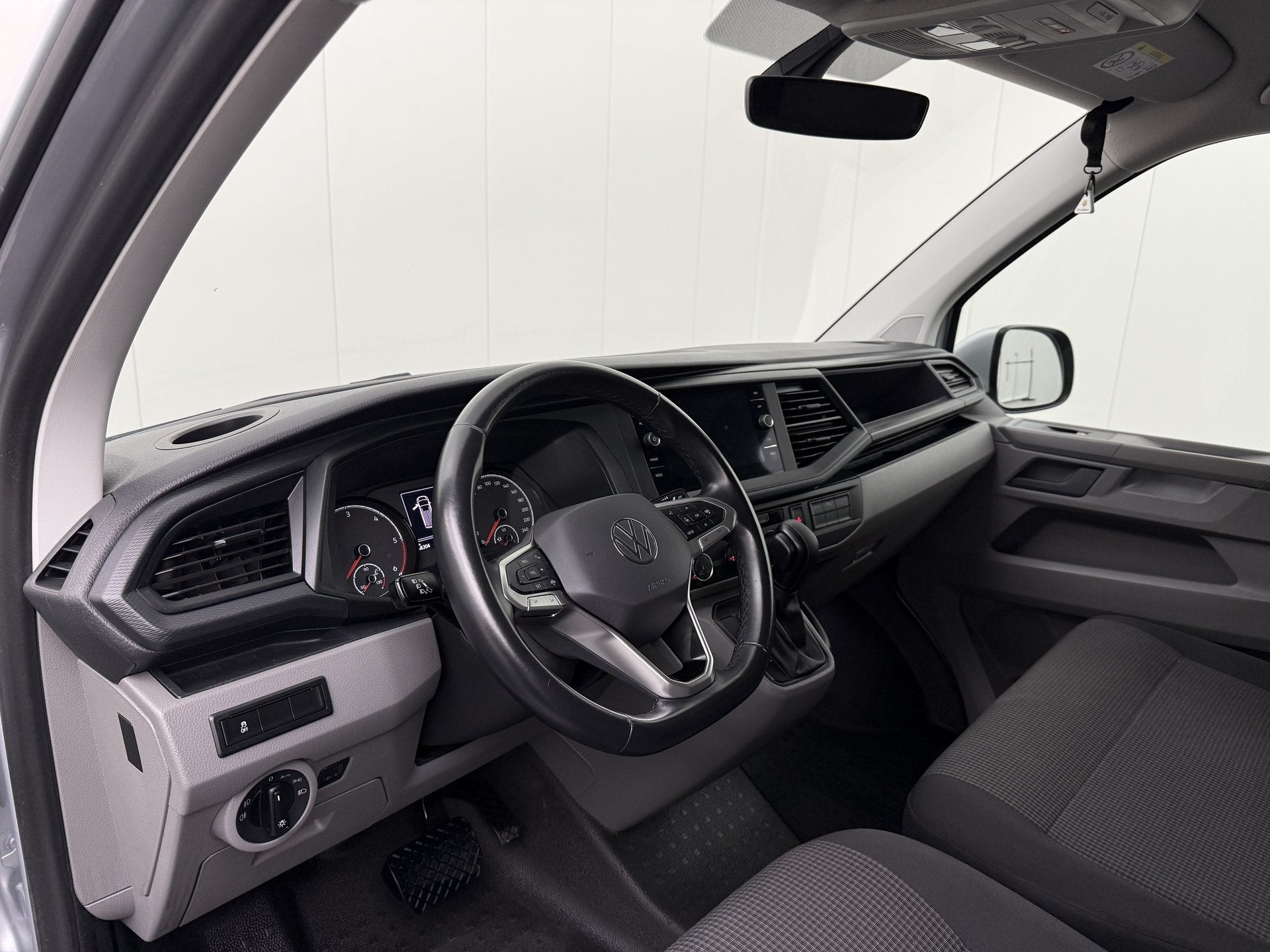 Volkswagen Transporter 2.0TDi 150PK DSG Automaat Lang Busine, Stof, Gebruikt, 4 cilinders, 150 pk
