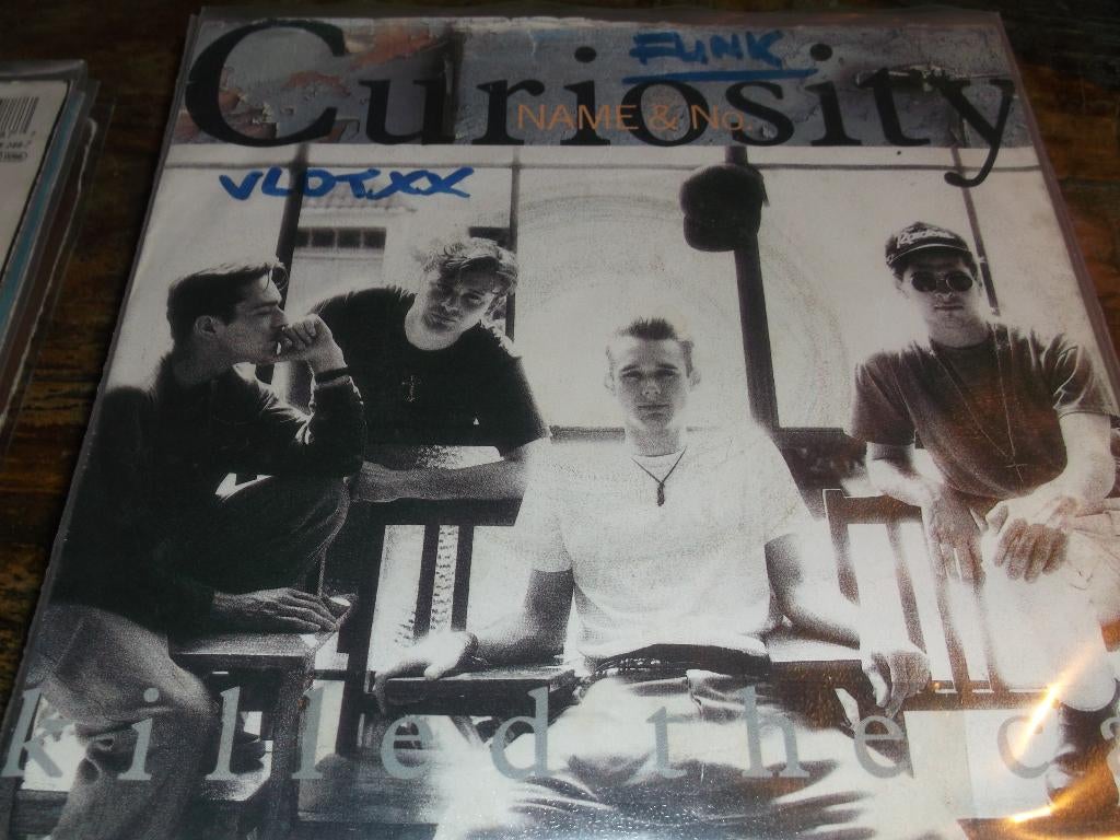 curiosity killed the cat Name and no 282, Gebruikt, 7 inch, Single, Ophalen of Verzenden