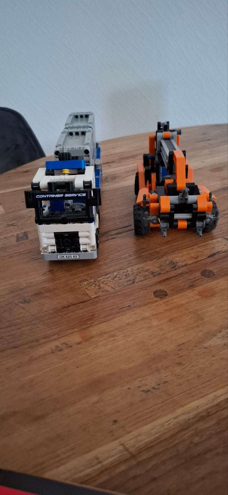 Lego Technic 42062 Container Transport met heftruck, Lego, Compleet, Ophalen of Verzenden, Zo goed als nieuw
