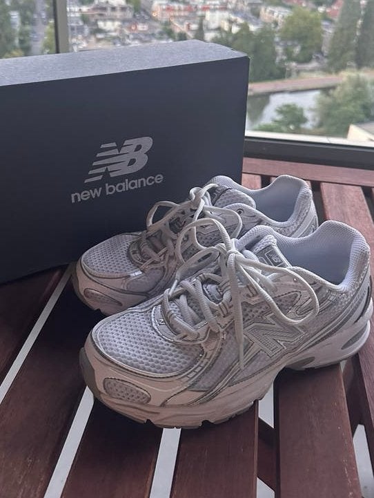 New Balance U740 Unisex Wit | Maat 38 | Zo goed als nieu, Wit, Ophalen of Verzenden, Sneakers of Gympen, Zo goed als nieuw