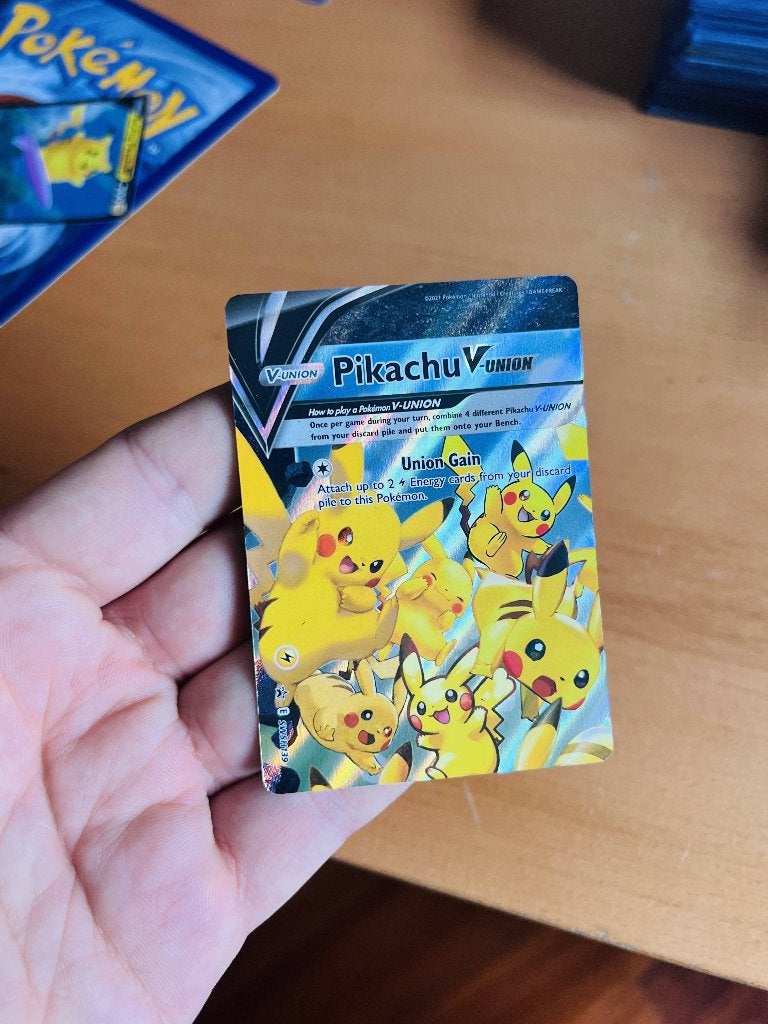 Pikachu V-Union SWSH139 Holo Promo Sword & Shield Pokemon, Verzenden, Zo goed als nieuw, Losse kaart, Foil