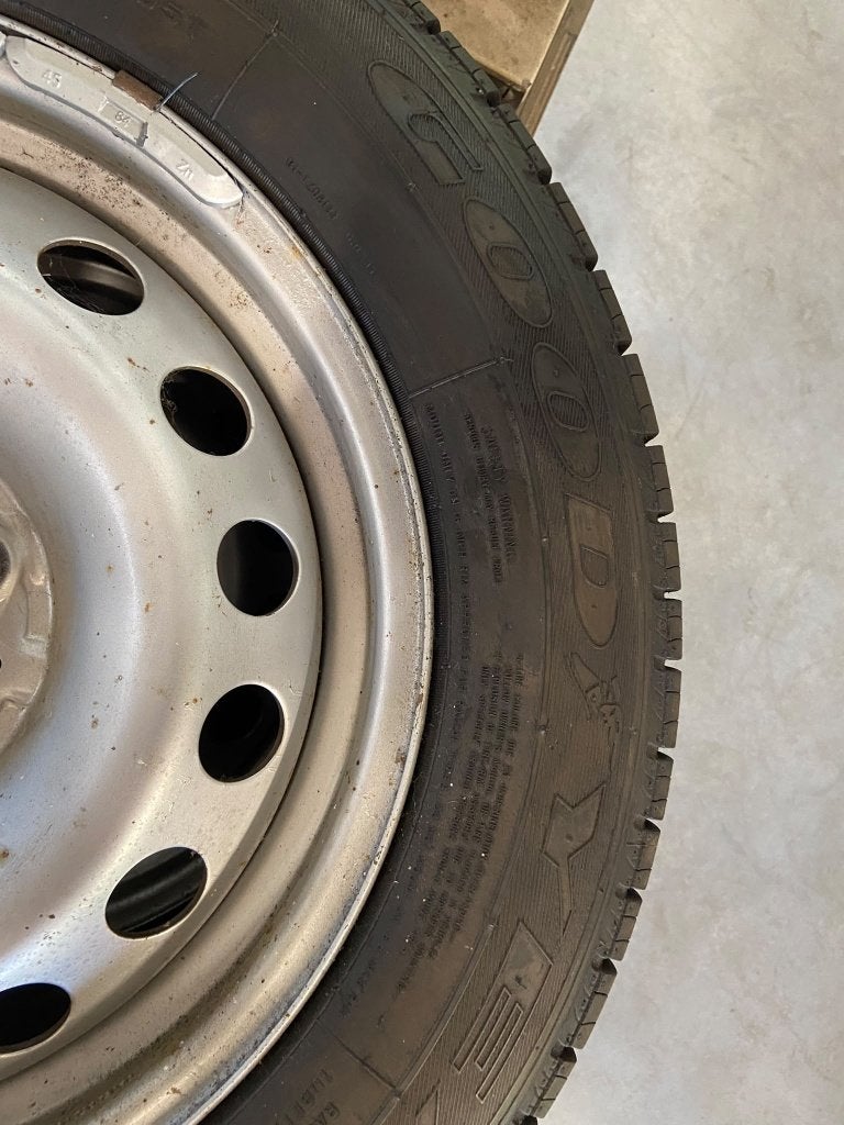 Winter banden + velgen Mercedes Benz Vito, Auto-onderdelen, Ophalen, Gebruikt