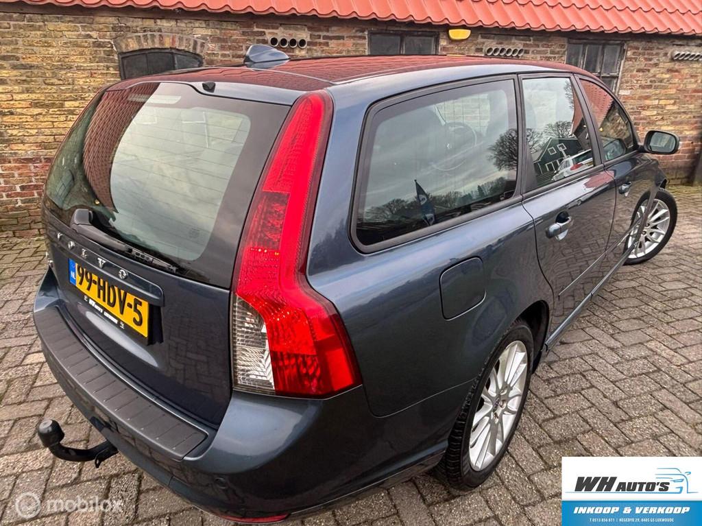 Volvo V50 1.8 Summum zeer netjes!, Voorwielaandrijving, 125 pk, Gebruikt, 4 cilinders