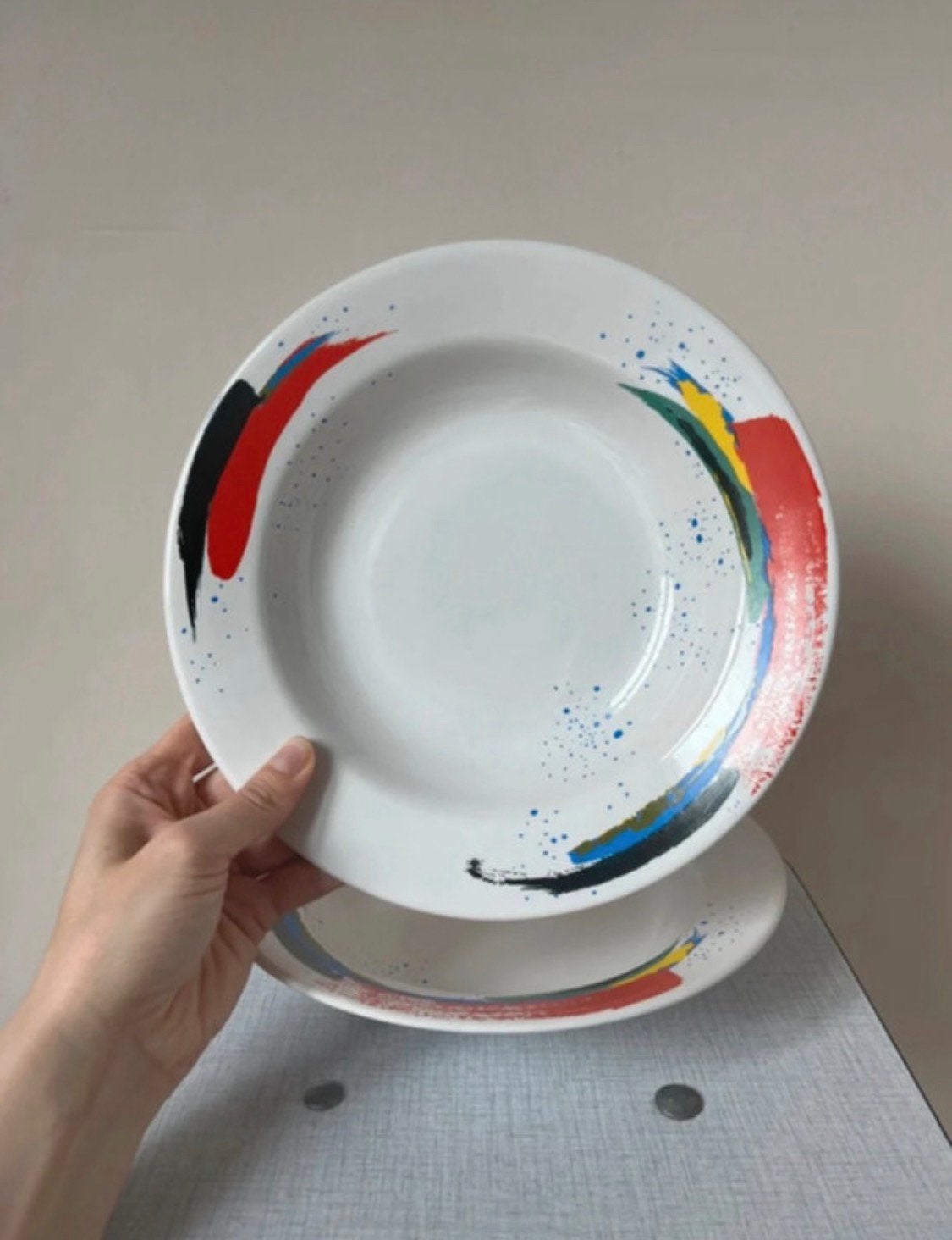 Set van 2 diepe borden, 23cm. 80s 90s abstract verfstreek, Overige materialen, Gebruikt, Overige merken, Verzenden