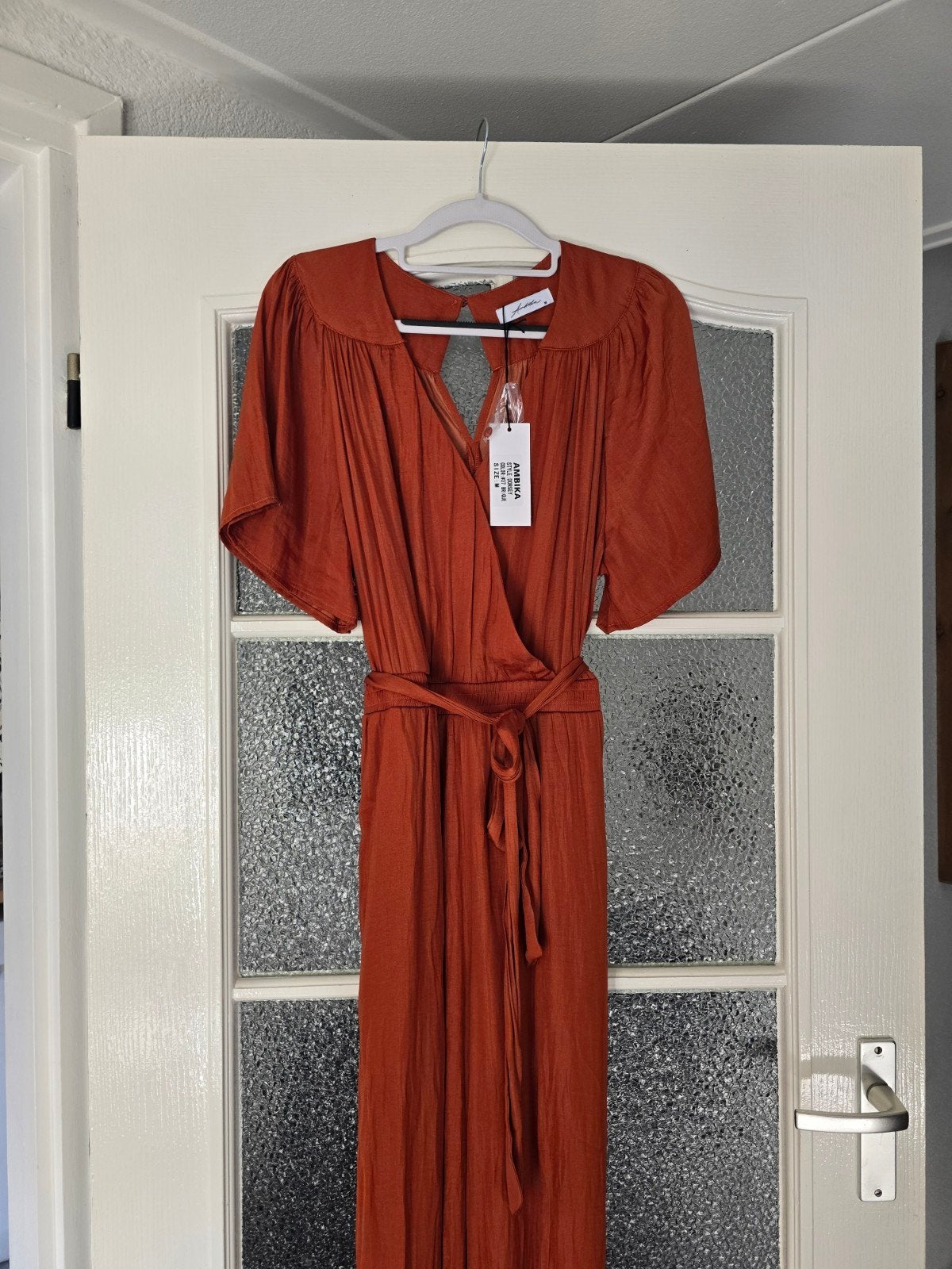nieuw ambika jumpsuit brique M, Kleding | Dames, Ophalen of Verzenden, Nieuw