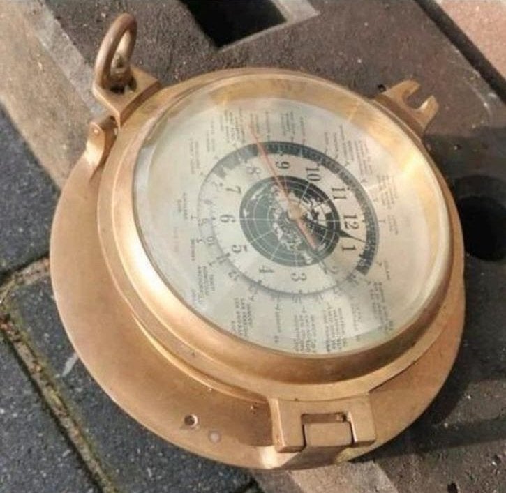 Goudkleurige Klok in Barometer Stijl, Ophalen