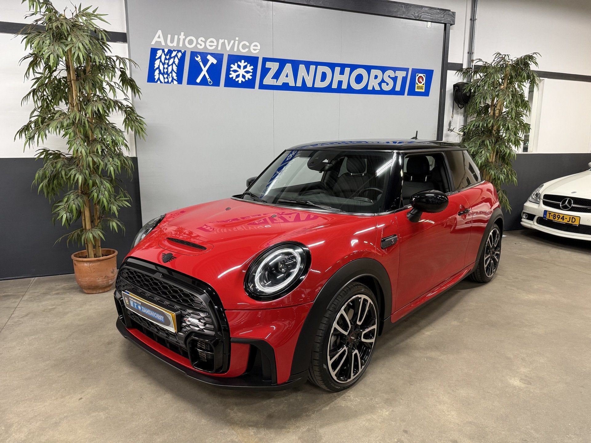MINI 3-deurs 2.0 Cooper S JCW // Panodak // Camera // Carpla, Auto's, 1998 cc, Gebruikt, Euro 6, Bedrijf