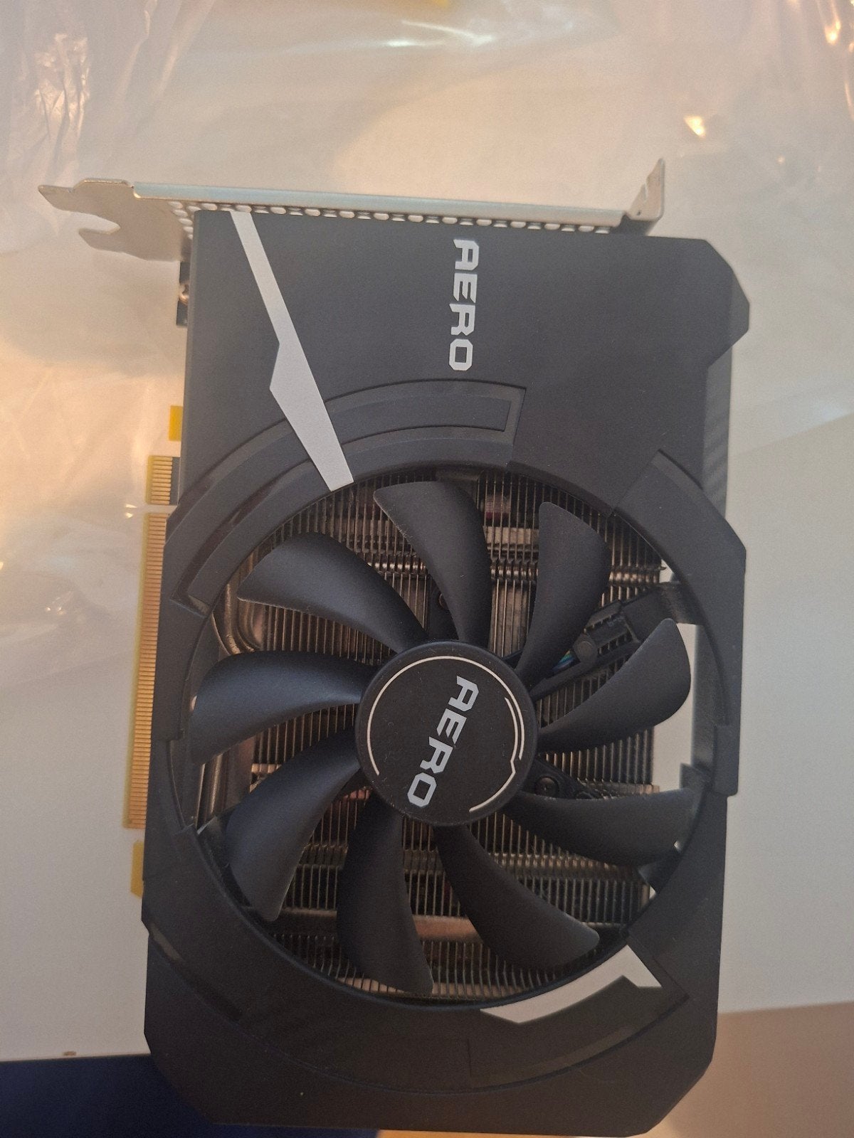 MSI GeForce RTX 3050 AERO ITX 8G OC Videokaart, Ophalen, GDDR6, PCI-Express 4, Zo goed als nieuw