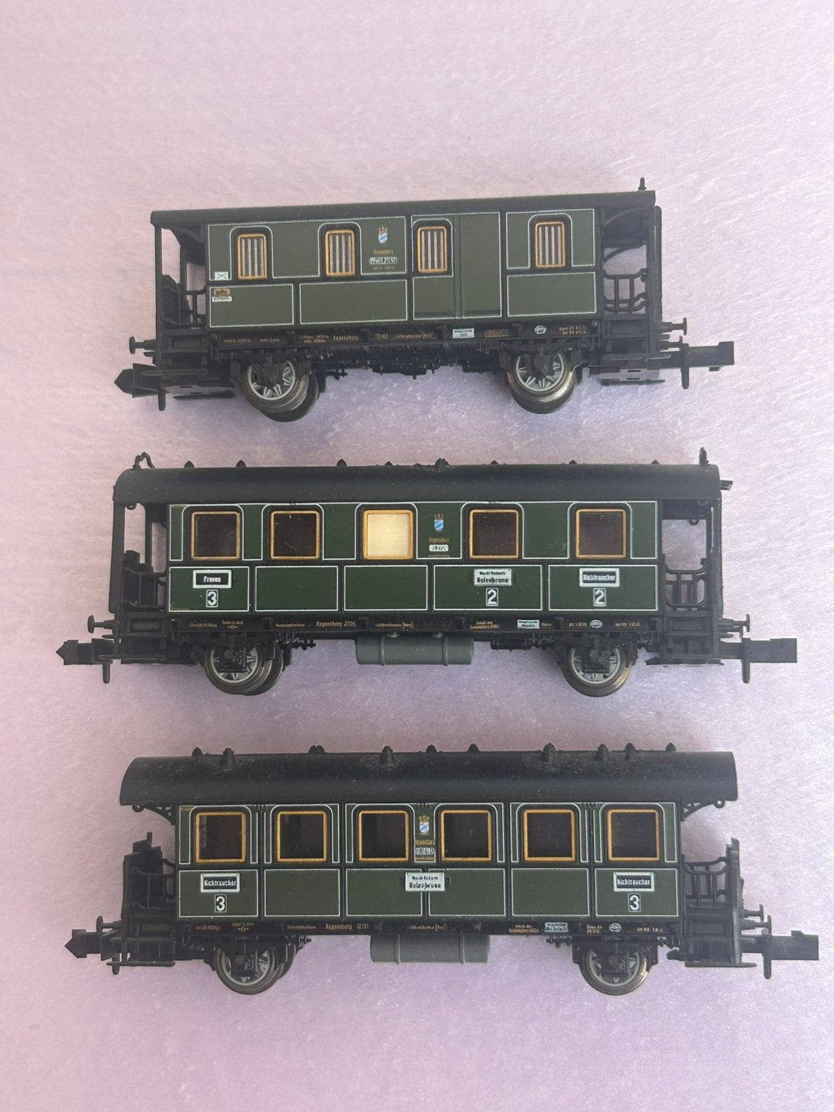 N spoor 3 minitrux wagons oude tijdperk spaakwielen, Hobby en Vrije tijd, Modeltreinen | N-Spoor, Ophalen of Verzenden, Zo goed als nieuw