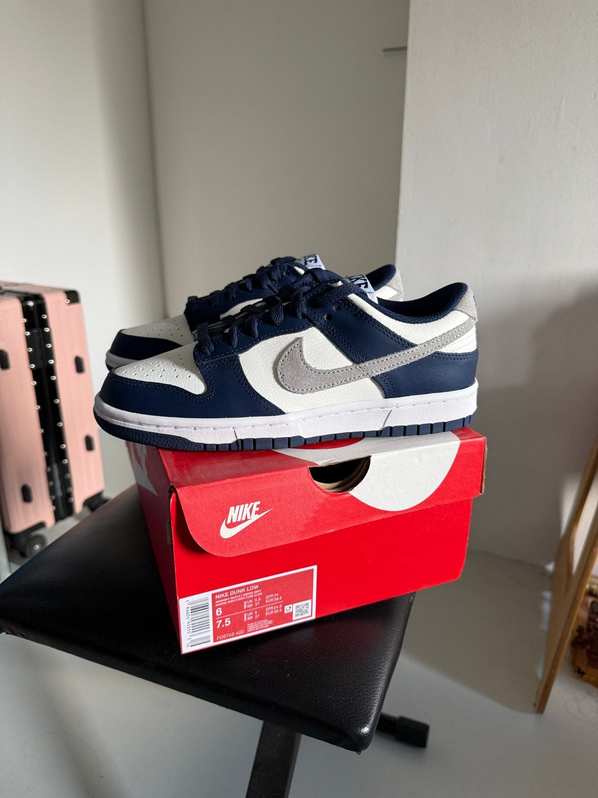 Nike Dunk Low Retro Navy White Grey - Maat 38.5, Ophalen of Verzenden, Nieuw, Blauw, Sneakers of Gympen