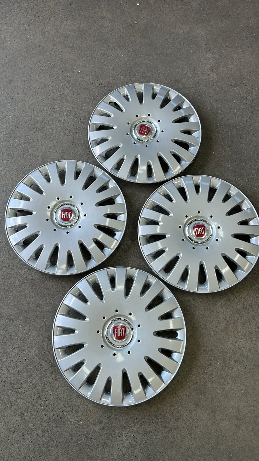 Set Fiat Wieldoppen 15 inch 4 stuks, Ophalen of Verzenden, Nieuw