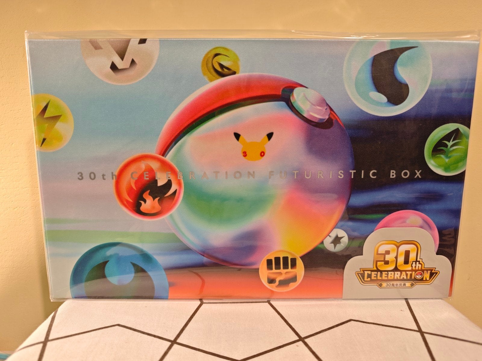 Pokémon 30th Celebration Futuristic Box simplified Chinese, Ophalen of Verzenden, Nieuw, Overige typen