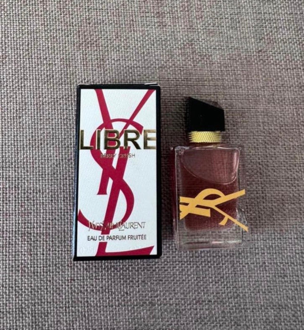 YSL Libre Berry Crush miniatuur mini 7,5ml nieuw!, Verzamelen, Verzenden, Nieuw, Miniatuur, Gevuld