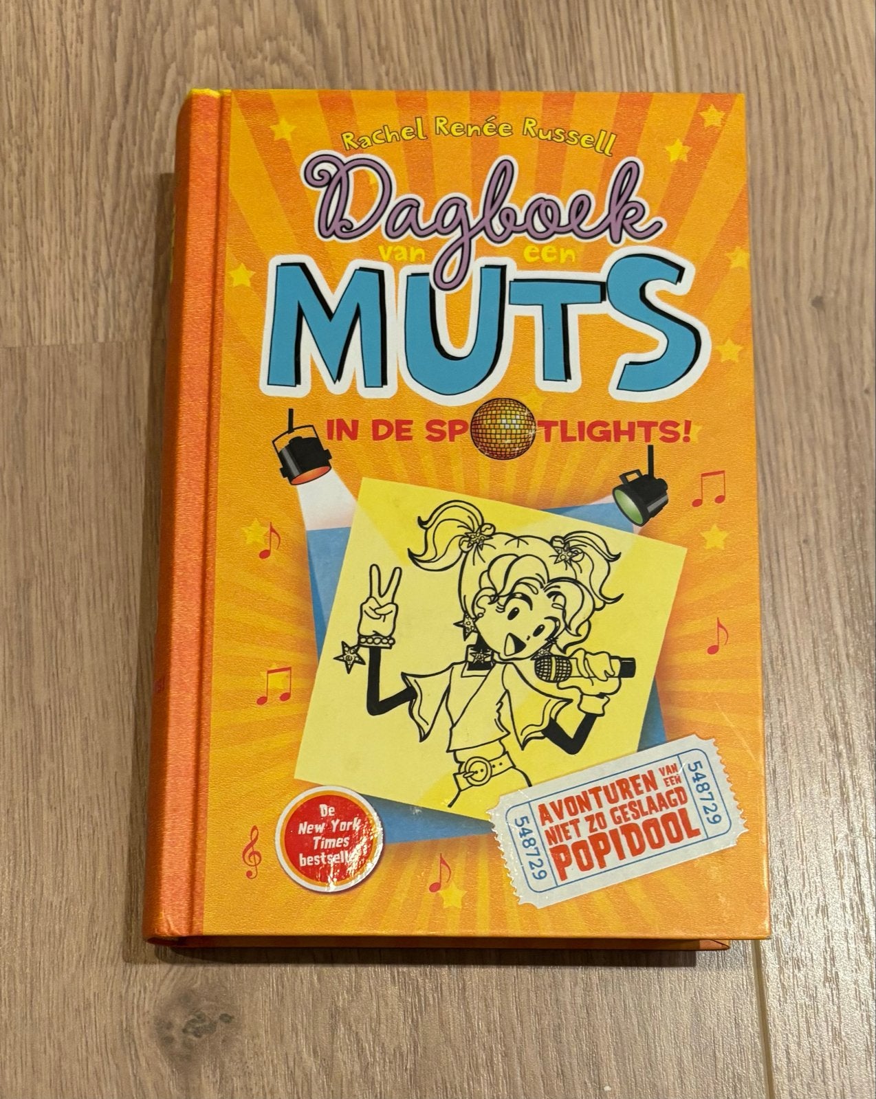 Dagboek van een Muts 3: In de Spotlights - Rachel Renée Russ, Ophalen of Verzenden, Zo goed als nieuw, Fictie