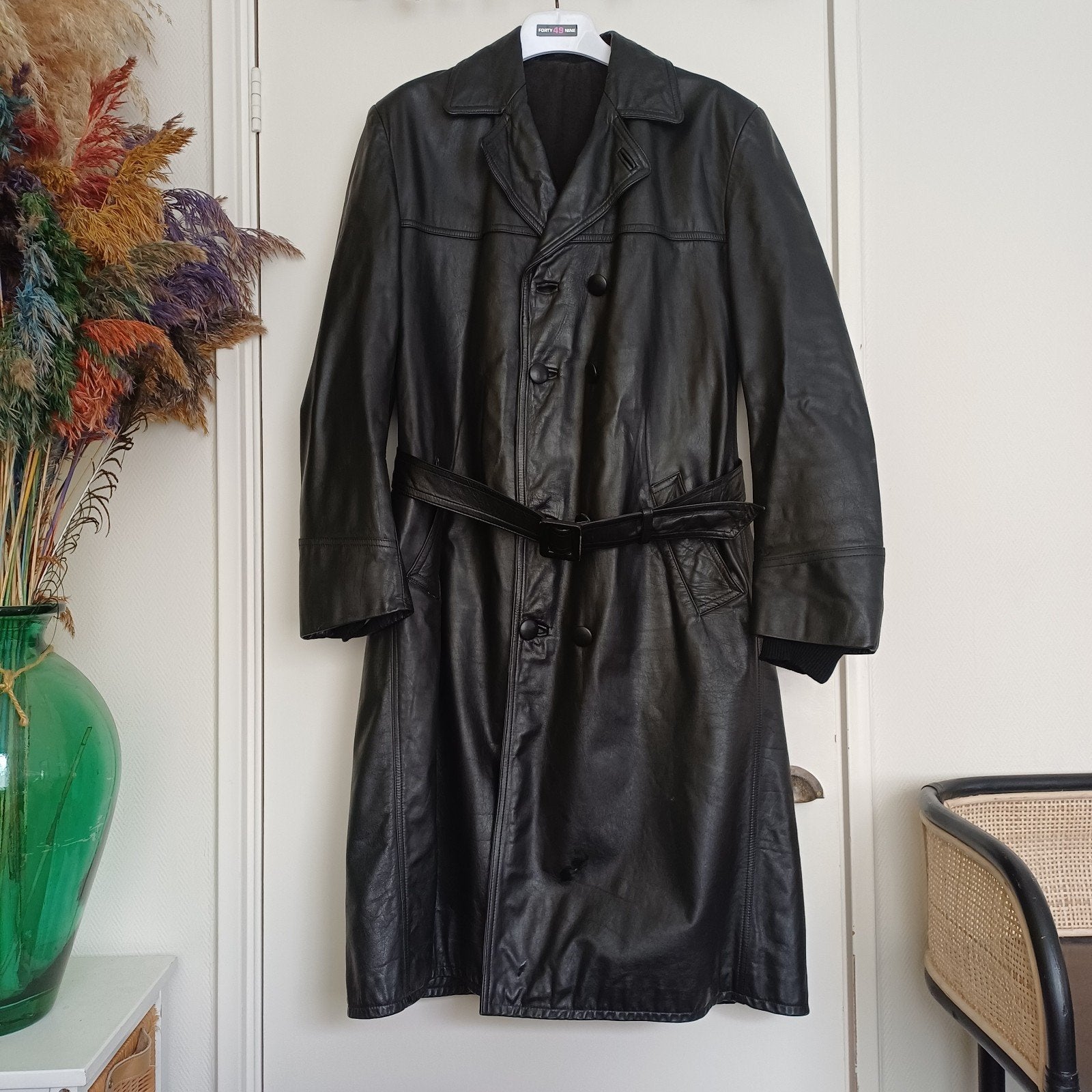 Lange leren jas, valt als maat 42/44, Kleding | Dames, Jassen | Winter, Ophalen of Verzenden, Gedragen, Maat 42/44 (L), Zwart