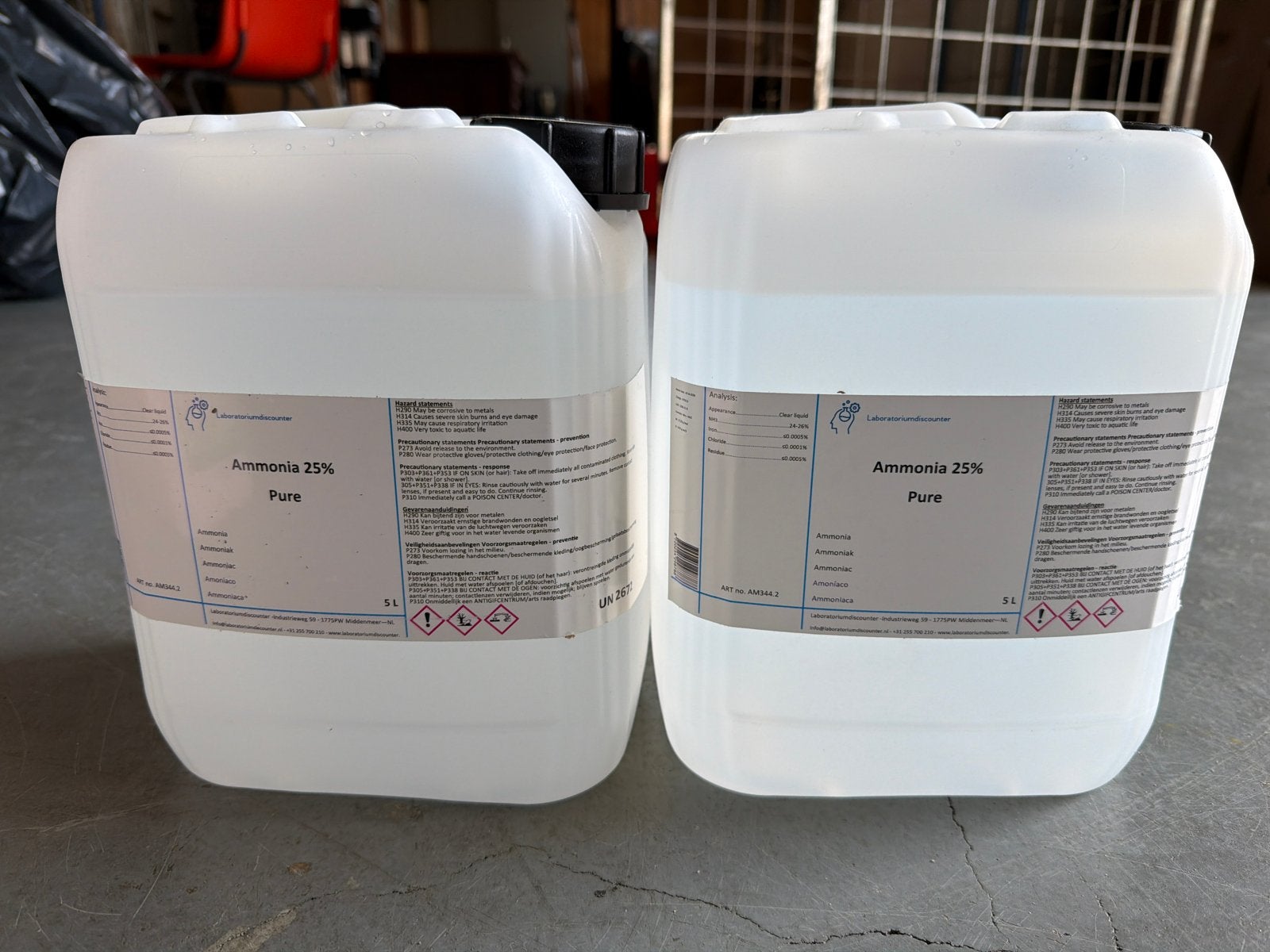 Ammonia 25% Pure - 2x 5 Liter Canisters, Nieuw, Ophalen of Verzenden, Nvt, Nvt