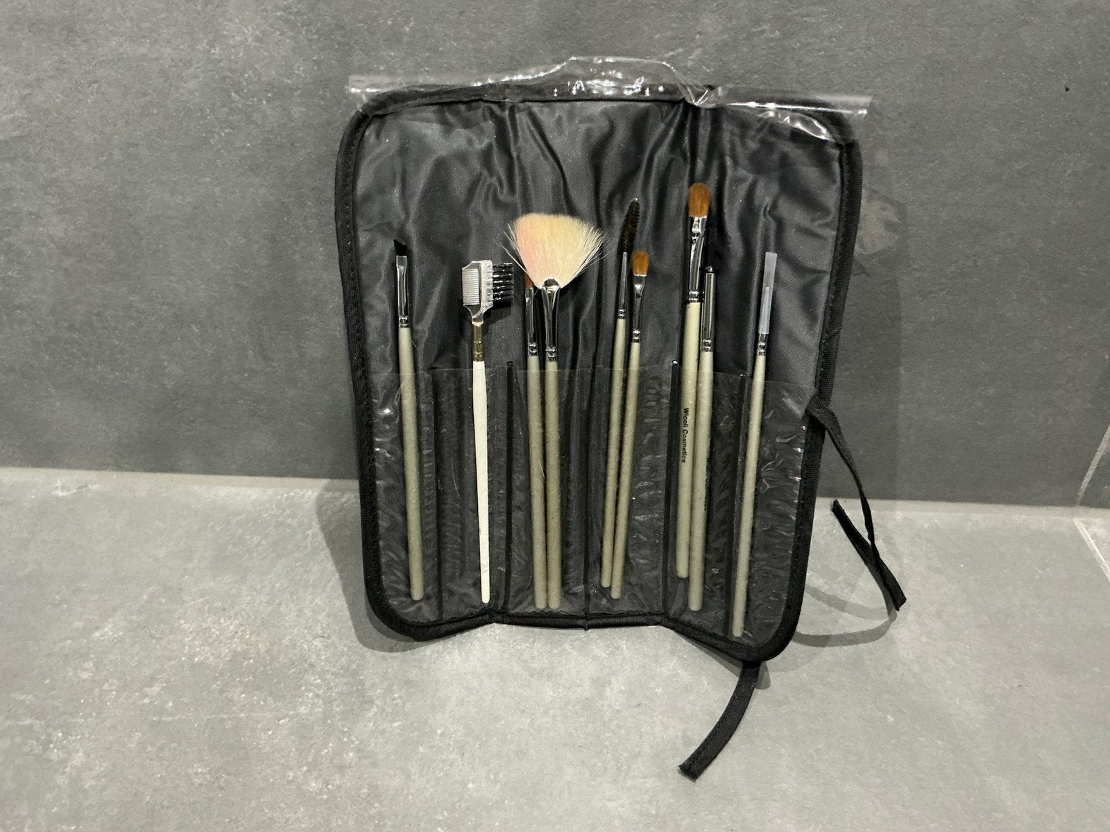 Make-Up Studio 6-delige kwastenset met opbergetui, Verzenden, Zo goed als nieuw, Gehele gezicht