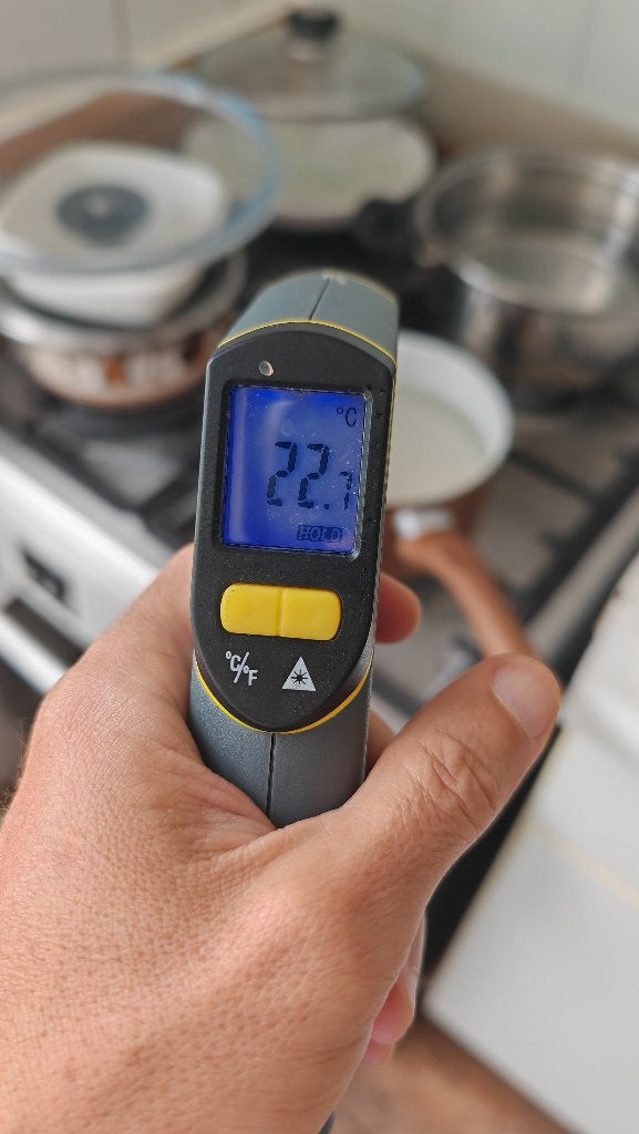Infrarood thermometer  KC-180A, Doe-het-zelf en Verbouw, Meetapparatuur, Ophalen, Zo goed als nieuw, Temperatuur