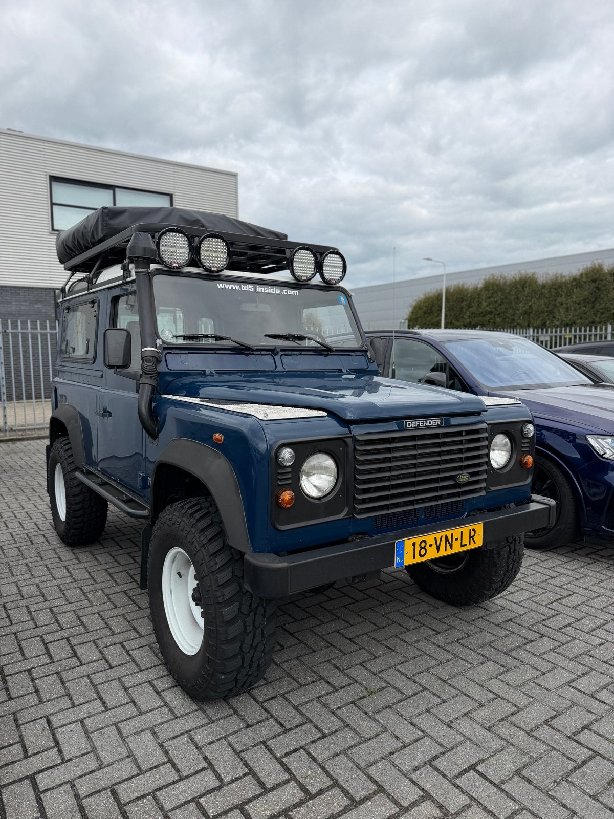Land Rover Defender 90 TD Hardtop 2000 | Daktent, 2495 cc, 122 pk, Origineel Nederlands, Vierwielaandrijving