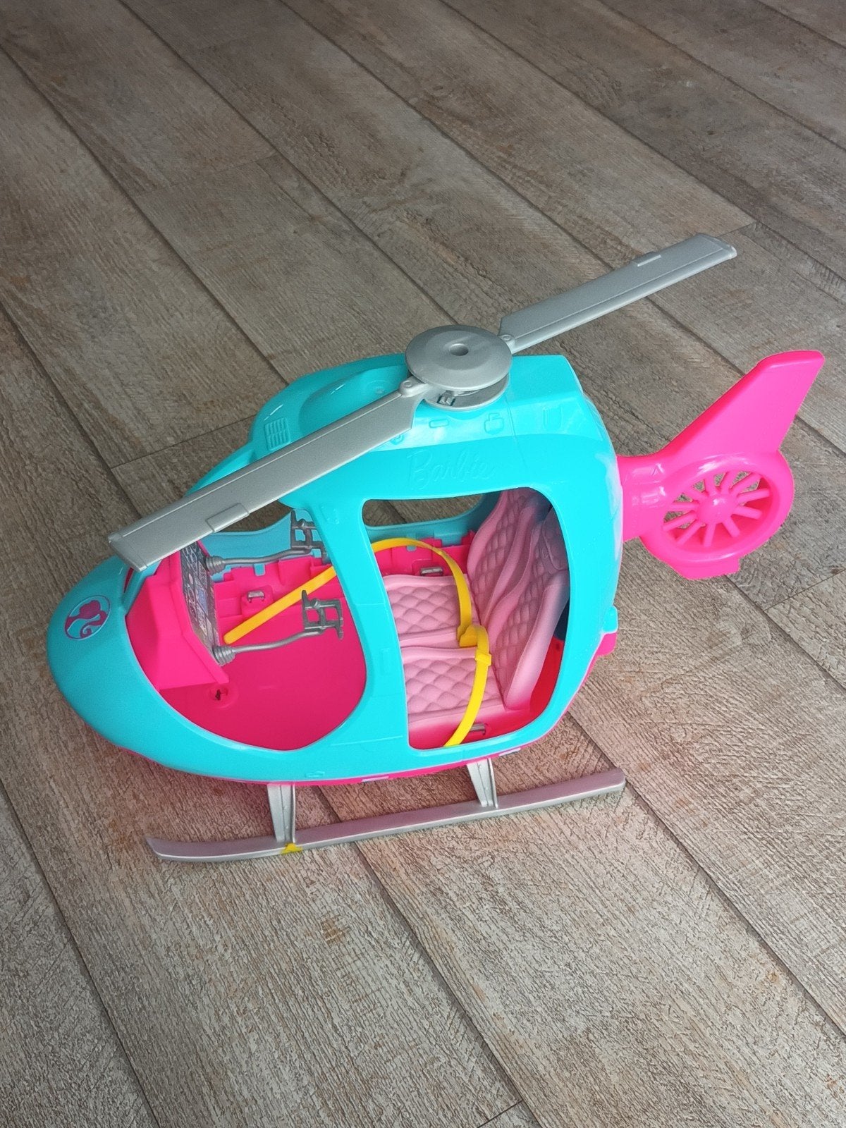 Barbie helikopter, Ophalen, Zo goed als nieuw, Barbie