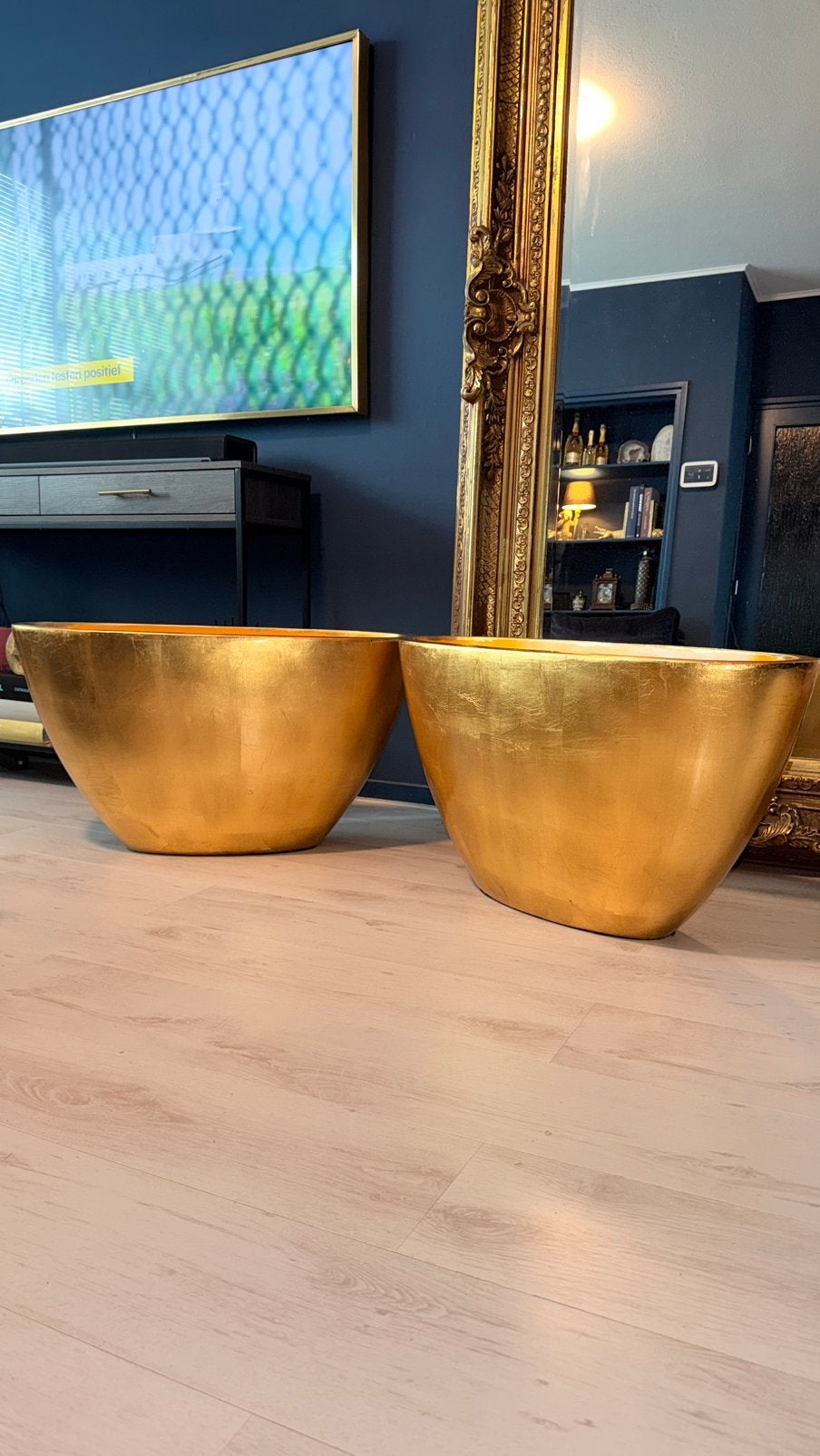 2 Grote nieuwe goud xxl bloempotten vazen voor binnen, Tuin en Terras, Bloempotten, Ophalen, Rond, Binnen, Zo goed als nieuw