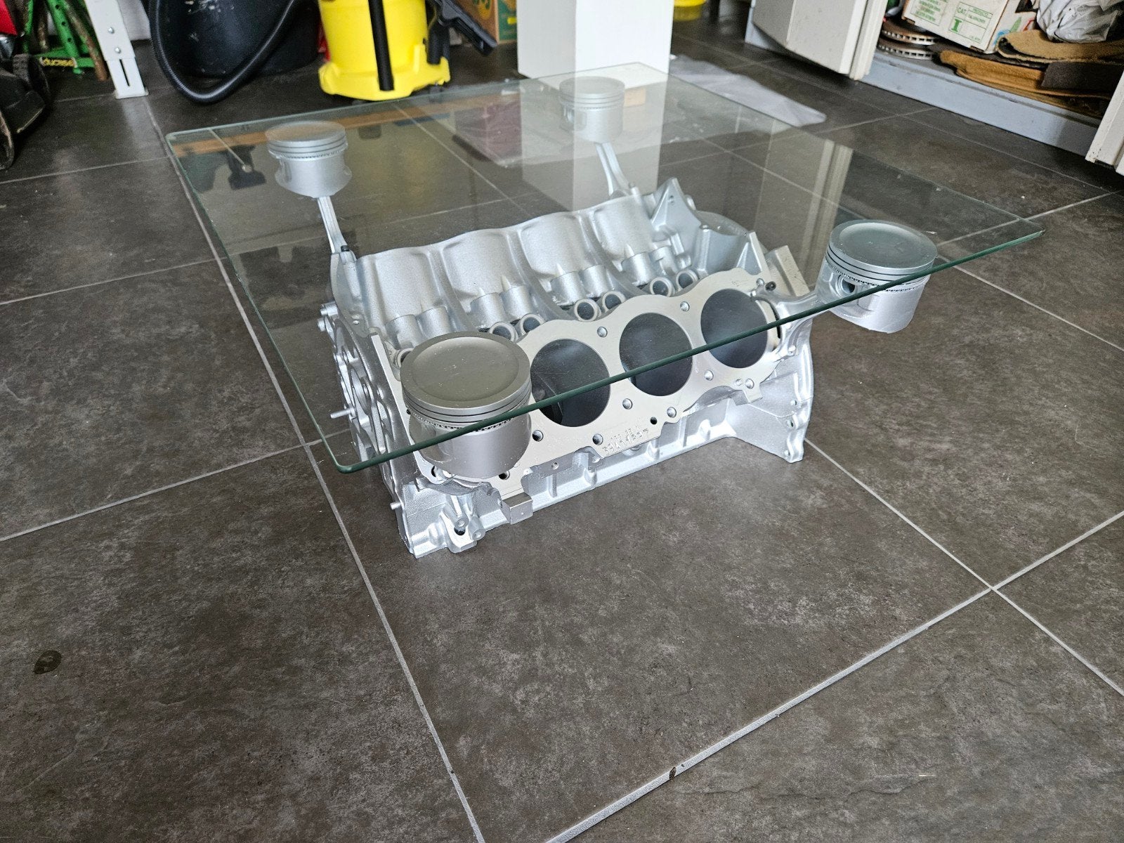 Rover V8 motorblok tafel, Ophalen, Rechthoekig, 50 tot 100 cm