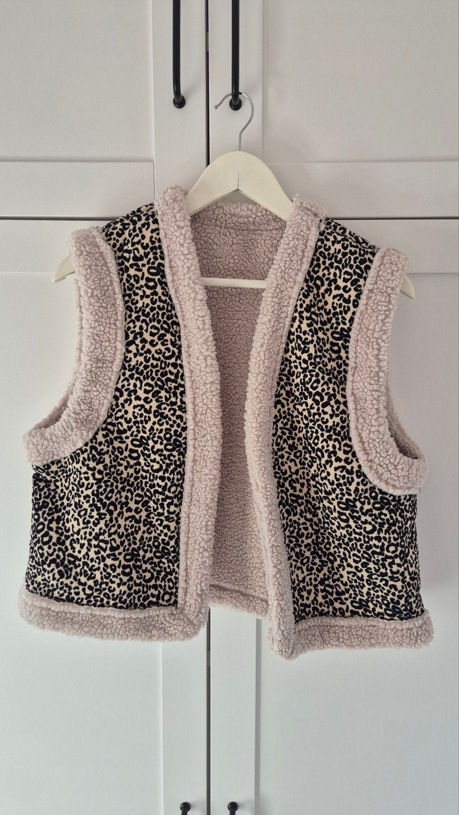 Leopard print teddy gilet, Maat 38/40 (M), Beige, Ophalen of Verzenden, Onbekend