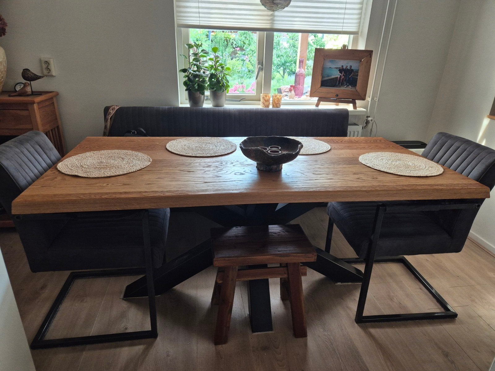 Robuuste eettafel van eikenhout met stalen spin poot, Ophalen, 100 tot 150 cm, Industrieel, Modern, Zo goed als nieuw