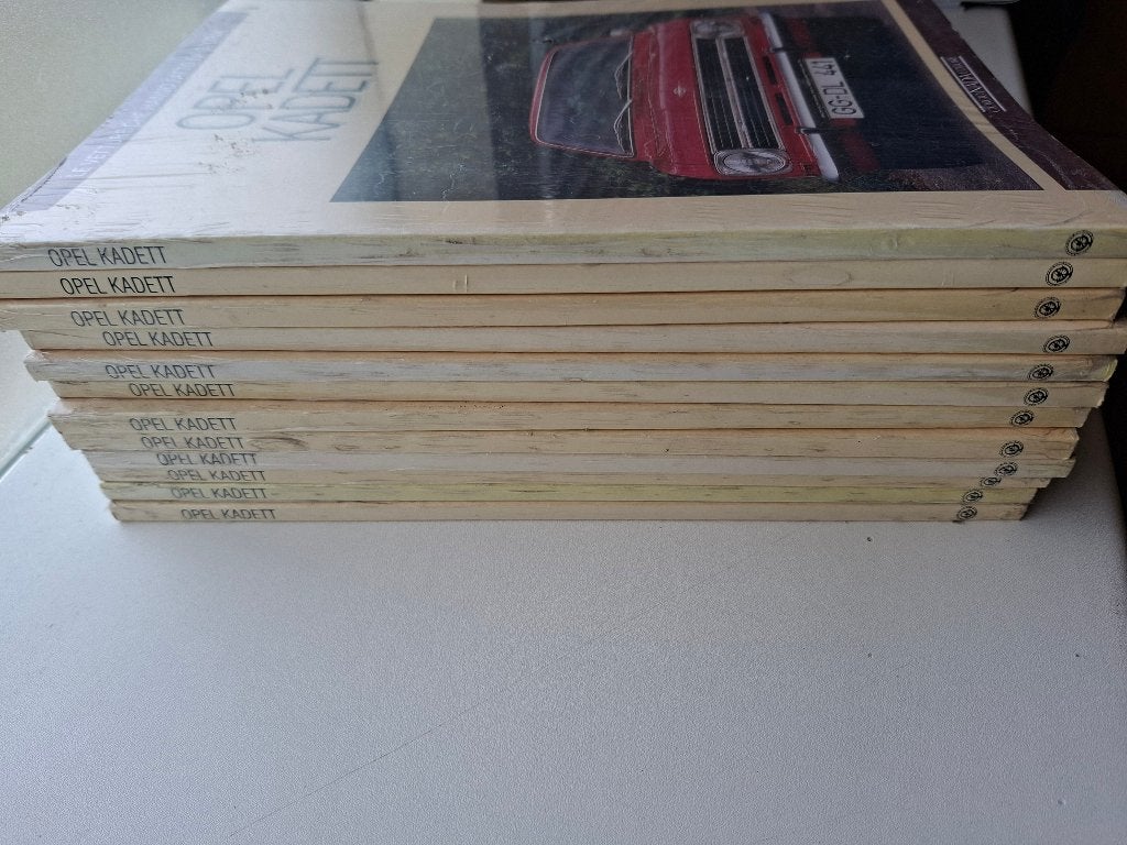 Opel Kadett  -  12 boeken  - nieuw in originele fabrieksseal, Ophalen of Verzenden, Nieuw, Opel