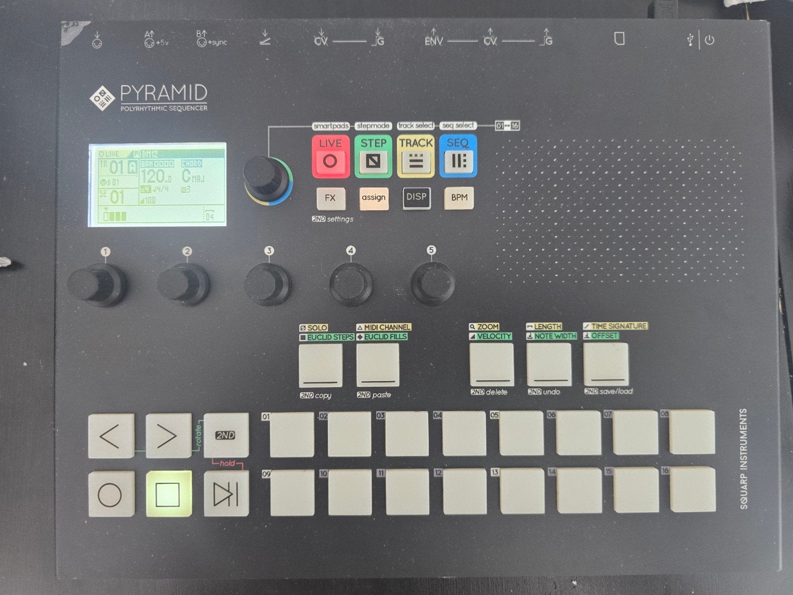 Squarp Pyramid V1 midi sequencer, Muziek en Instrumenten, Midi-apparatuur, Zo goed als nieuw, Ophalen of Verzenden
