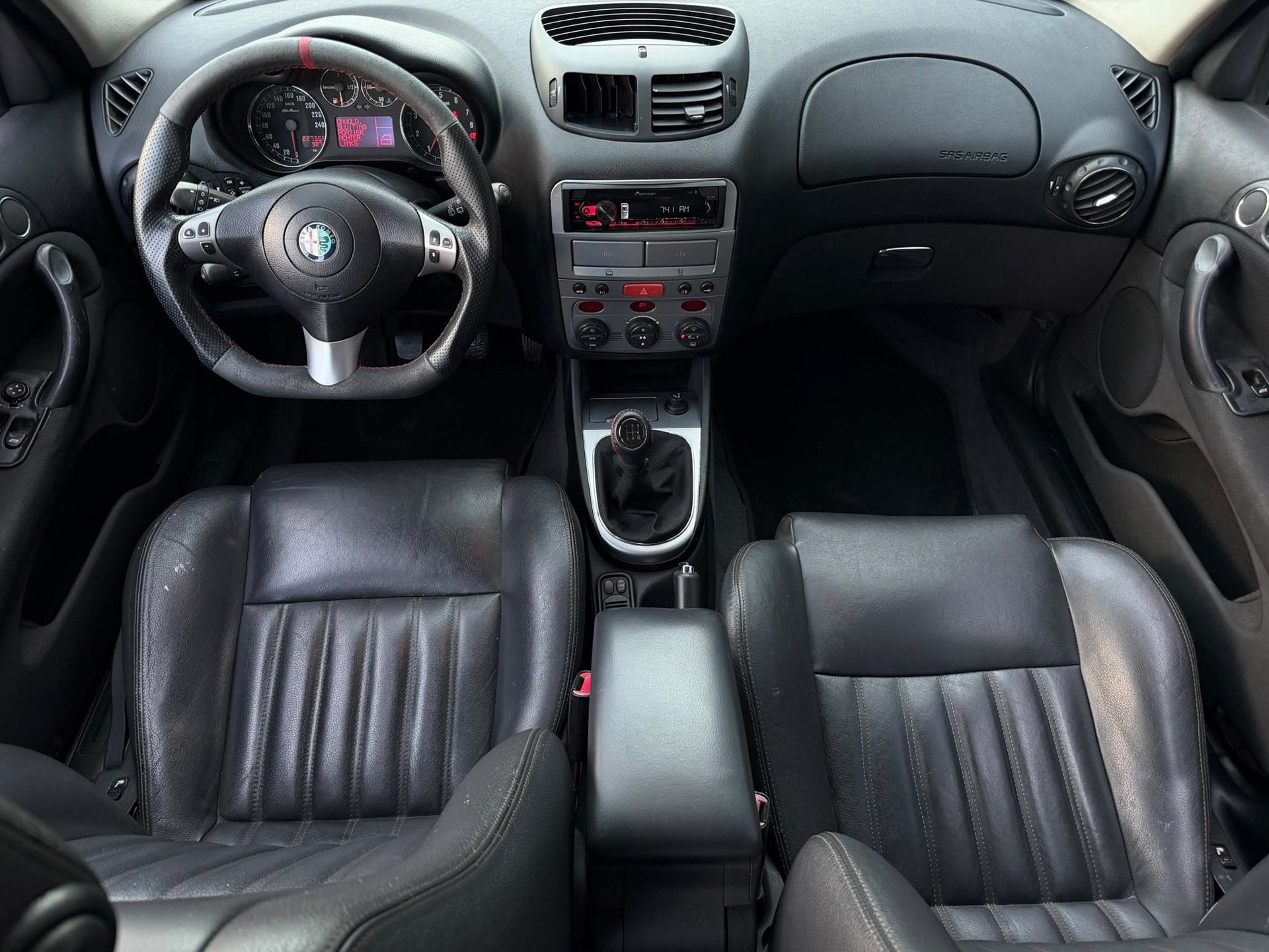 Alfa Romeo 147 2.0 T.Spark Distinctive|airco|5 deur's, Auto's, Voorwielaandrijving, Gebruikt, 150 pk, Bedrijf