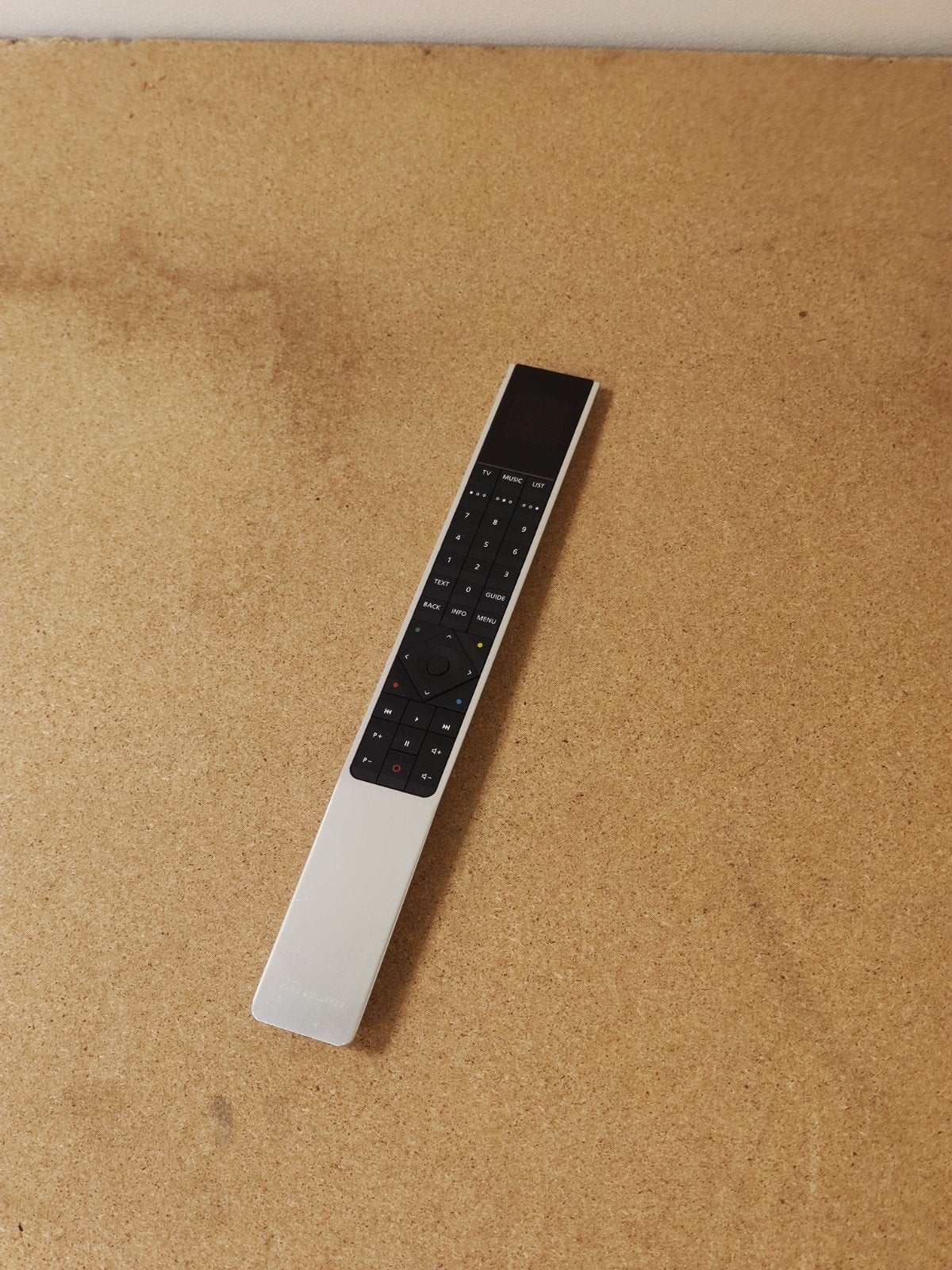 Bang Olufsen BeoRemote One BT, Ophalen of Verzenden, Zo goed als nieuw