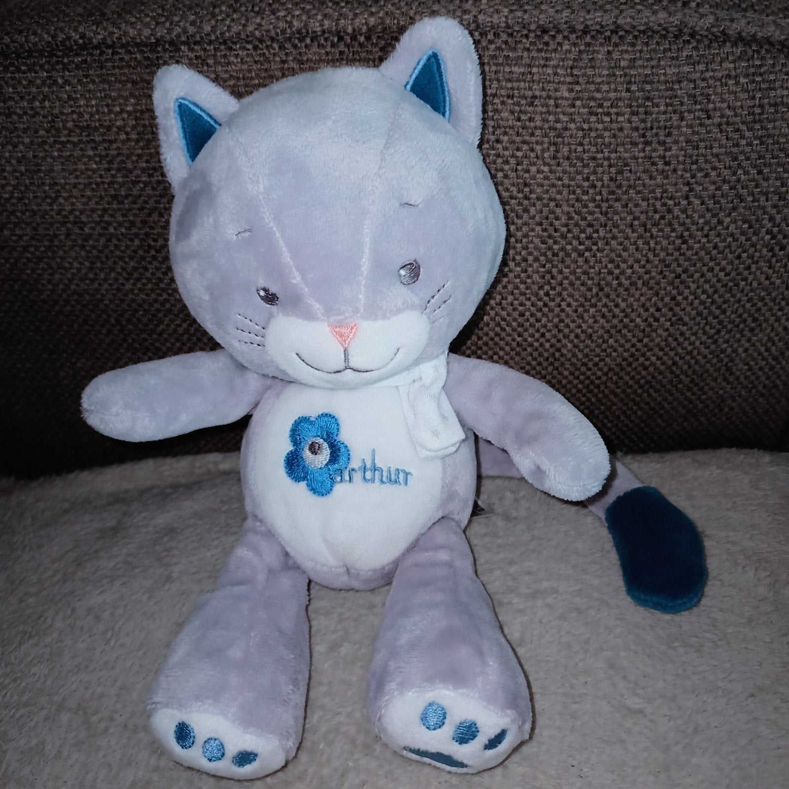 Arthur et lola poes / katje, Kinderen en Baby's, Speelgoed | Knuffels en Pluche, Overige merken, Grijs, Ophalen of Verzenden, Zo goed als nieuw