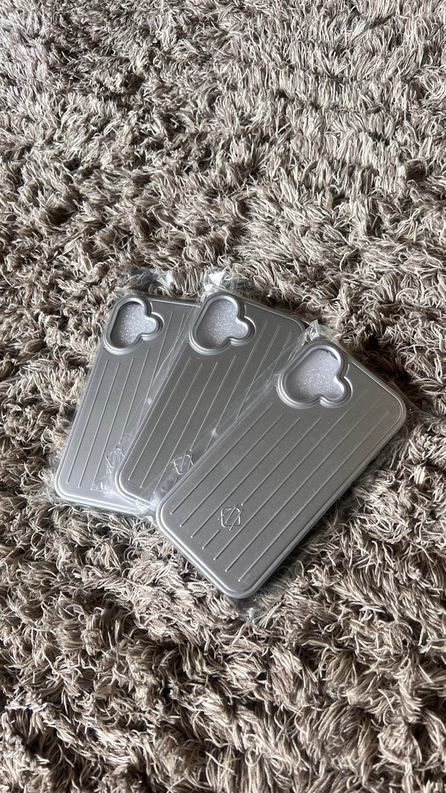 iPhone 17 Rimowa LOOK Hoesje – Nieuw in verpakking, Telecommunicatie, Ophalen of Verzenden, Zo goed als nieuw