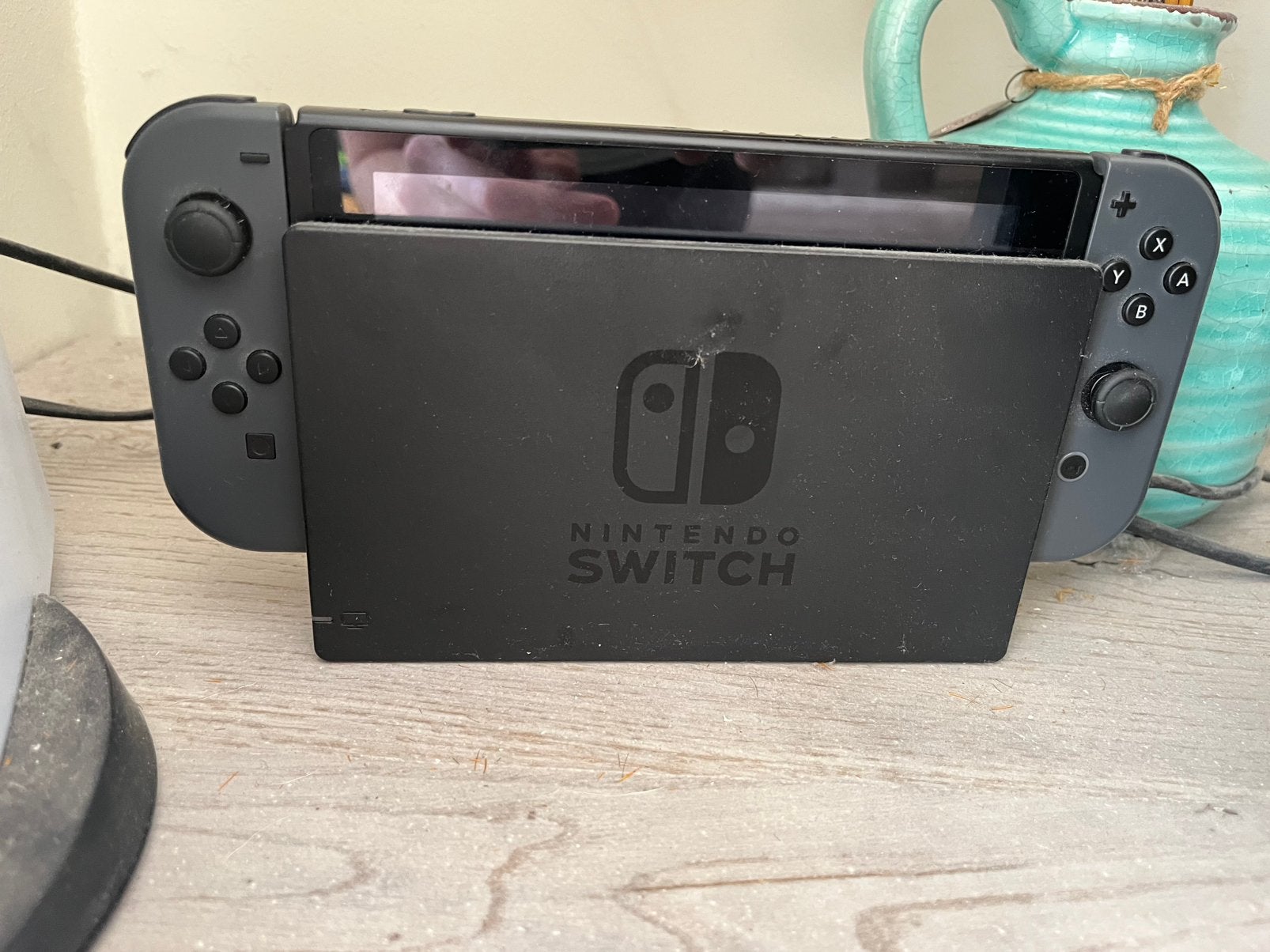 Zo goed als nieuwe Nintendo Switch Black Edition, Ophalen, Zo goed als nieuw, Met 2 controllers, Switch Original
