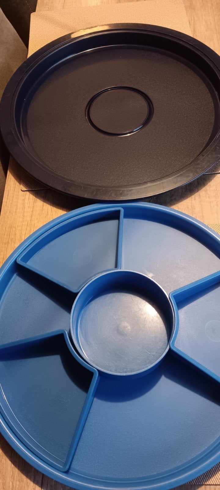 Tupperware Partyschaal met deksel 5.-, Huis en Inrichting, Schaal, Blauw, Ophalen of Verzenden, Met deksel