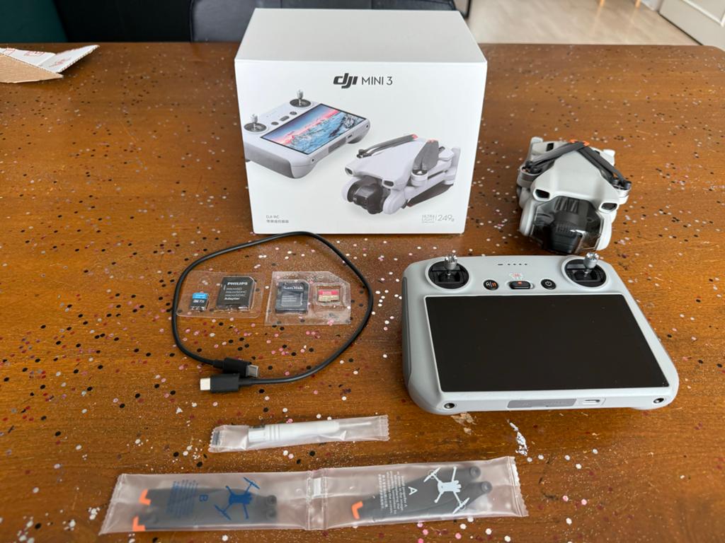 DJI Mini 3 drone met RC-controller, Audio, Tv en Foto, Drones, Zo goed als nieuw, Cameradrone, Topkwaliteit, DJI, Minder dan 250 gram