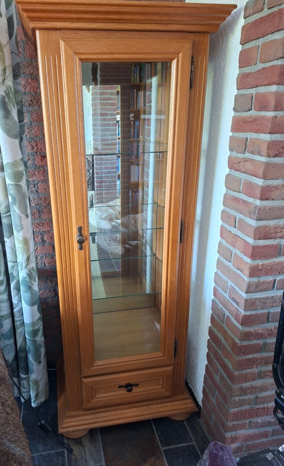 Gratis vitrinekast vitrine, Huis en Inrichting, Kasten | Vitrinekasten, Ophalen of Verzenden, 25 tot 50 cm, 50 tot 100 cm, 150 tot 200 cm