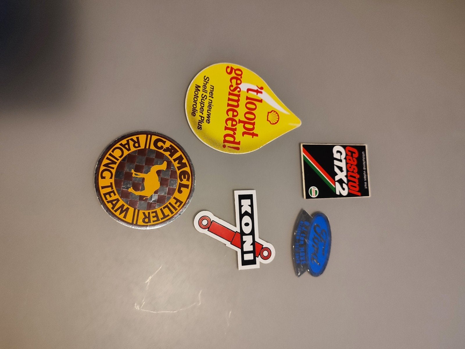 Setje olie en auto stickers, Ophalen of Verzenden, Zo goed als nieuw