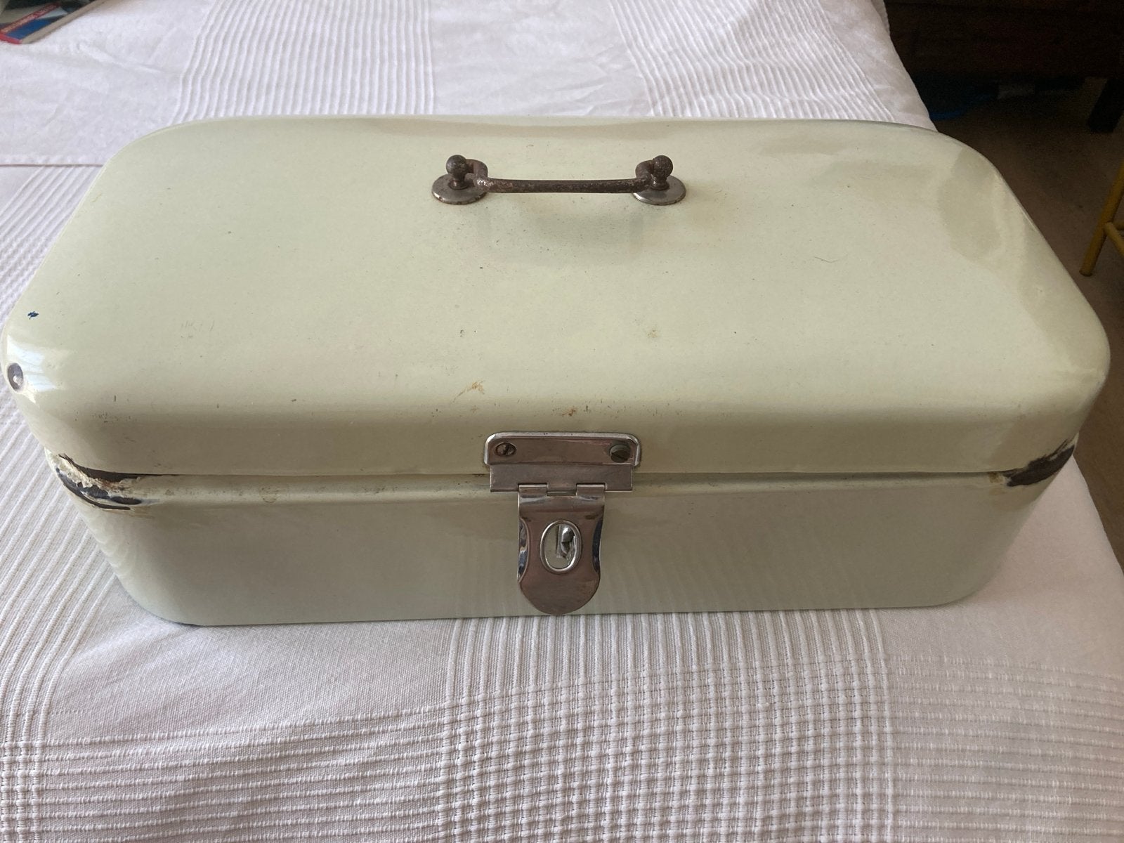 Vintage Broodtrommel - Crèmekleurig Emaille, Ophalen