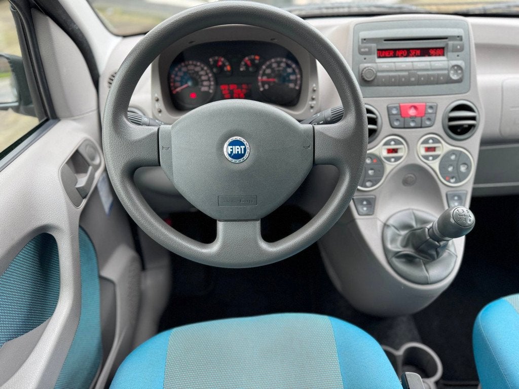 Fiat Panda 1.2 Emotion Airco 2e eig Volledige onderhoudhisto, Voorwielaandrijving, Gebruikt, Automatische klimaatregeling, Zwart