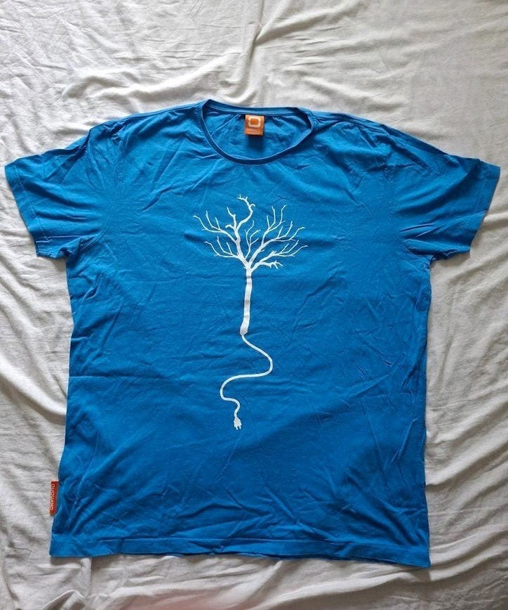 Gedragen Okimono t-shirt (3XL) RechargeThem Woods, Kleding | Heren, Verzenden, Gedragen, Overige maten, Blauw