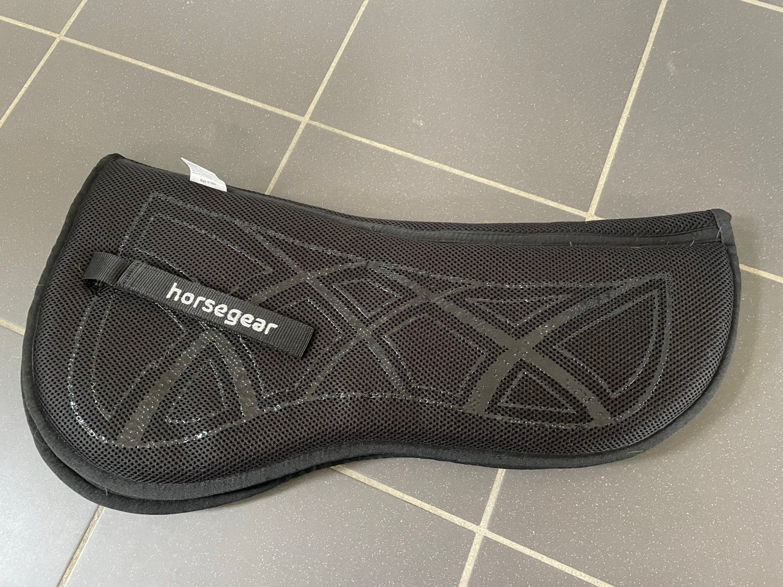 Horsegear memory foam grip zadelonderlegger M, Horsegear, Ophalen of Verzenden, Zo goed als nieuw, Zadelpad