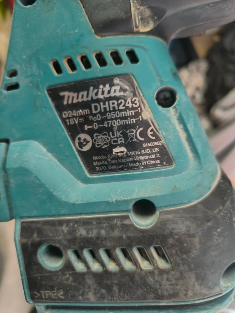 Makita DHR243 18V Accu Boorhamer - Gebruikt, Gebruikt, Boor- en/of Breekhamer, Ophalen of Verzenden, Minder dan 400 watt