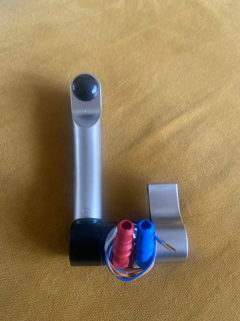Mengkraan 12V, Rechte Uitloop , Microschakelaar rond 27 mm, Ophalen of Verzenden, Nieuw