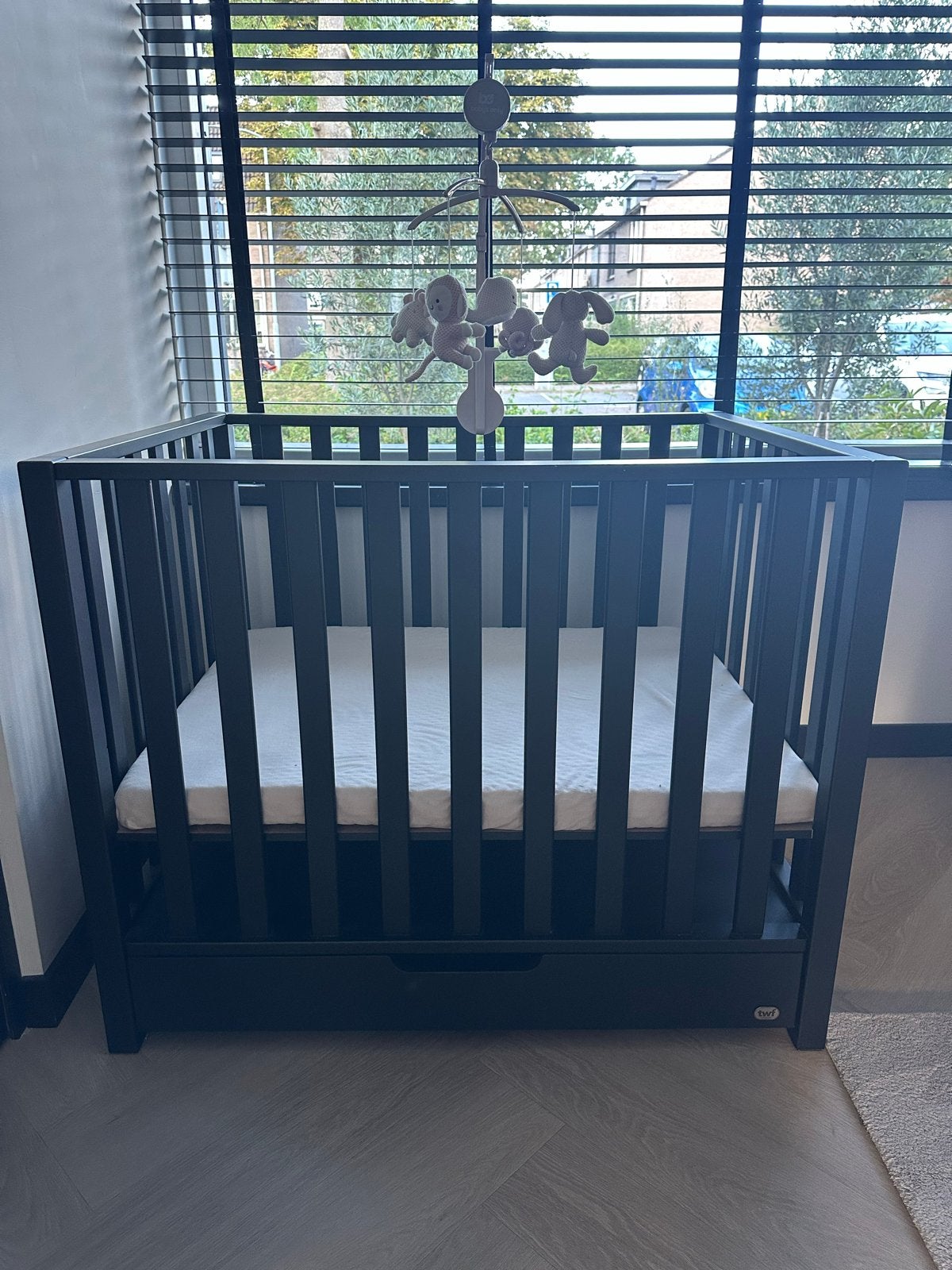 Box met matrasje en lade - B98x D78 x H80, Kinderen en Baby's, Ophalen, Gebruikt, Rechthoekig, Boxkleed